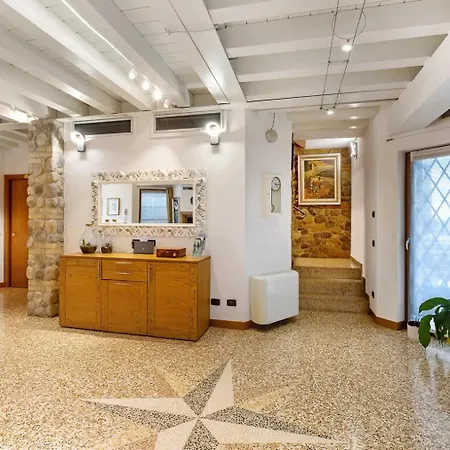 Garda Villa Castelnuovo del Garda